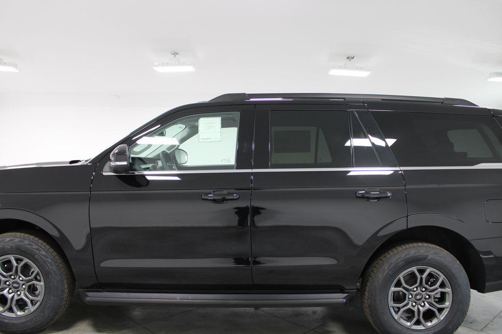 new 2026 Ford Expedition car, priced at $64,879