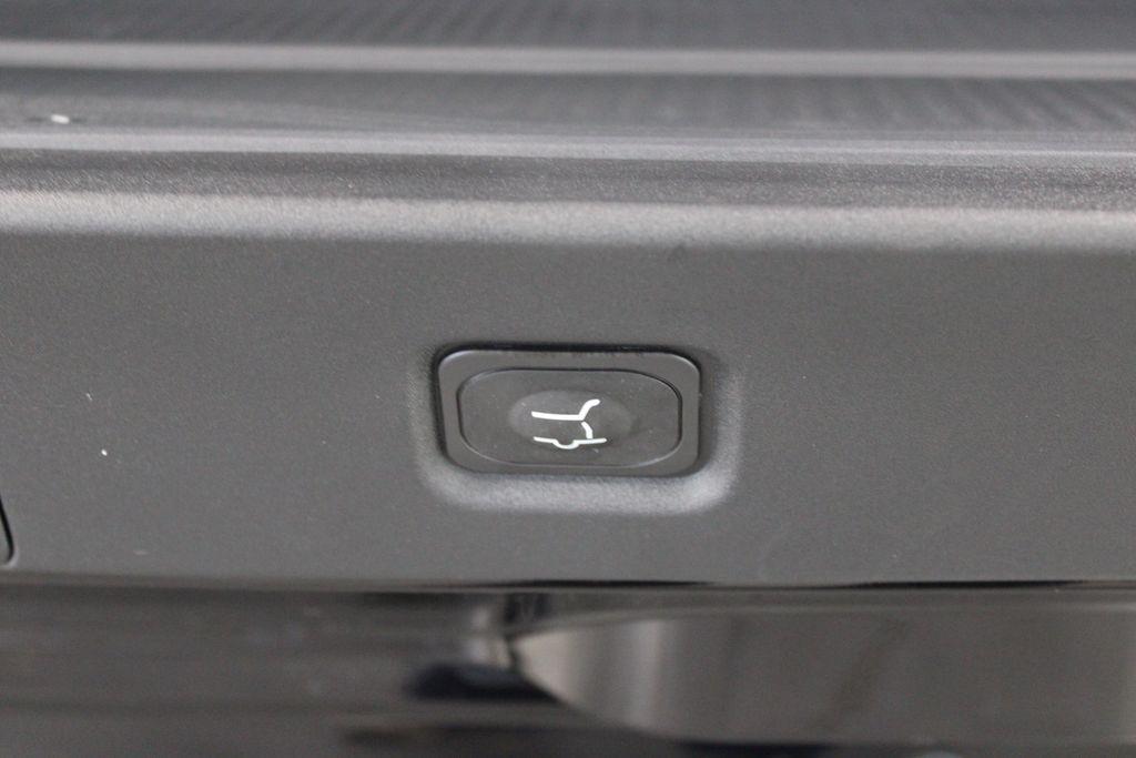 new 2026 Ford Expedition car, priced at $64,879