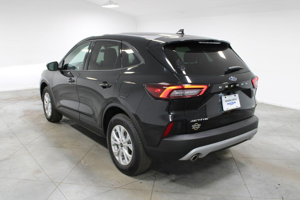 used 2025 Ford Escape car, priced at $25,188