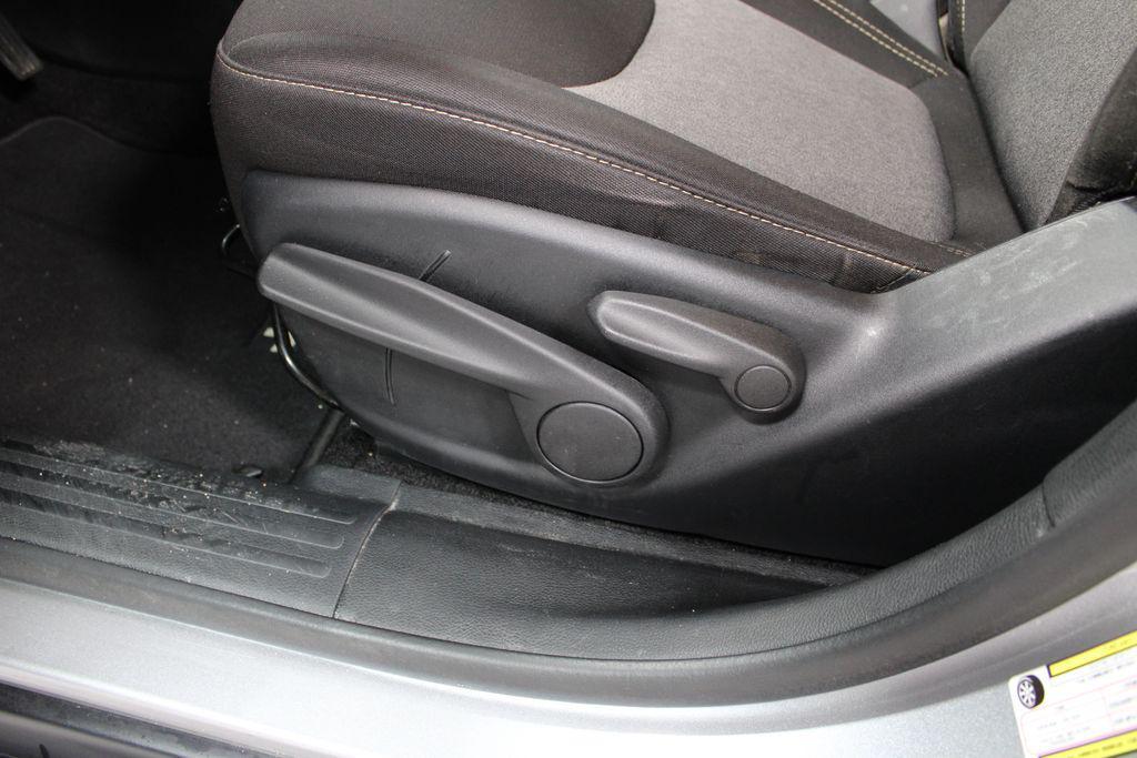 used 2018 Jeep Cherokee car, priced at $13,828