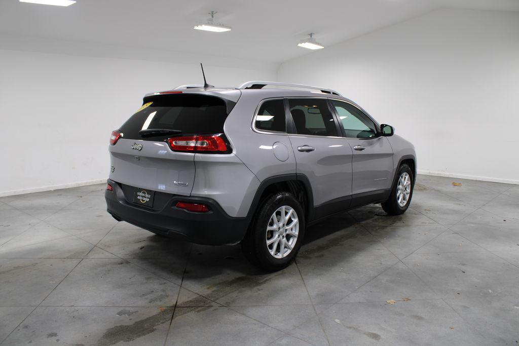 used 2018 Jeep Cherokee car, priced at $13,828