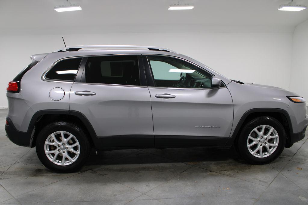 used 2018 Jeep Cherokee car, priced at $13,828