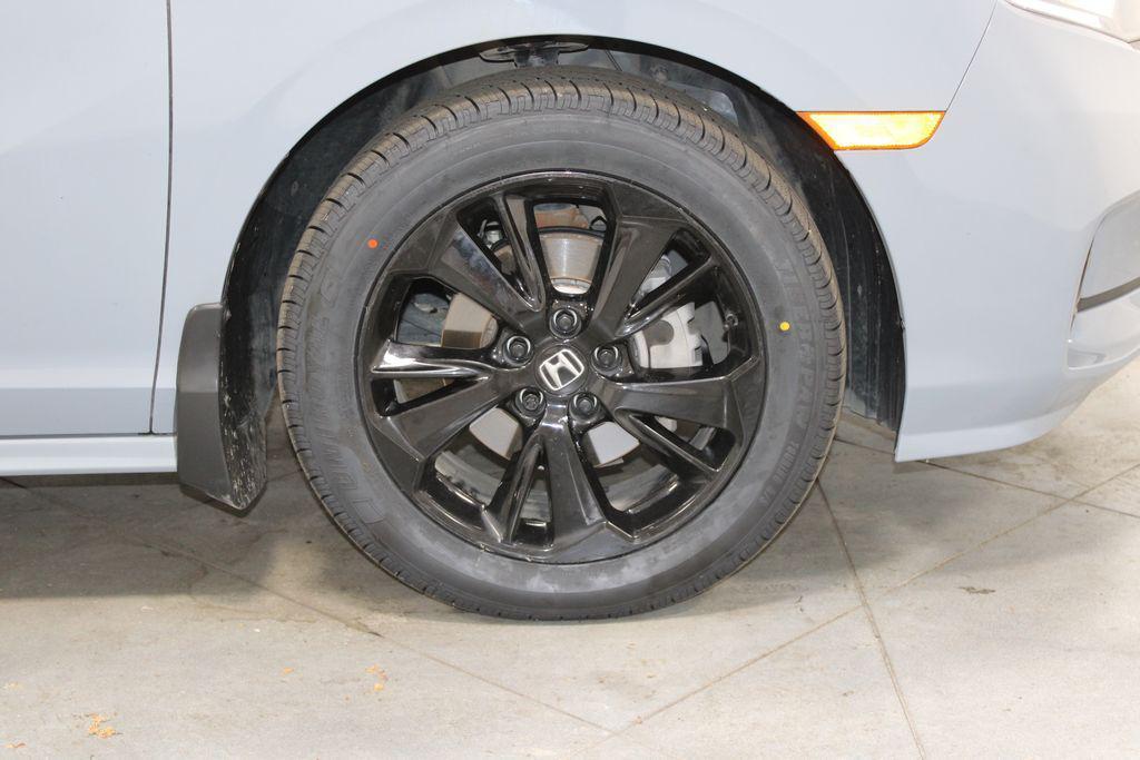 used 2024 Honda Odyssey car, priced at $37,138