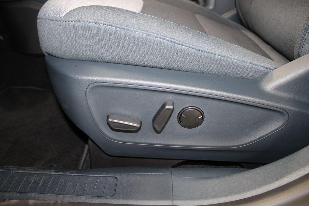 new 2025 Ford Maverick car, priced at $30,661