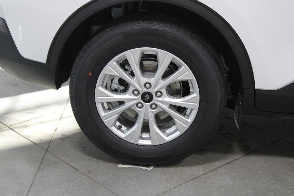 new 2026 Ford Escape car, priced at $26,040