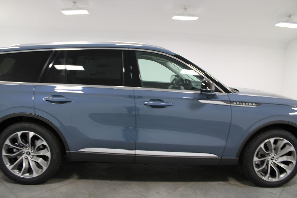 new 2026 Lincoln Aviator car, priced at $65,068