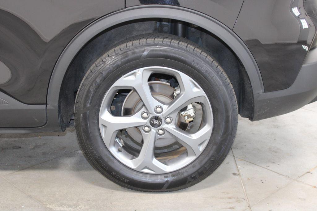 used 2025 Ford Escape car, priced at $25,348