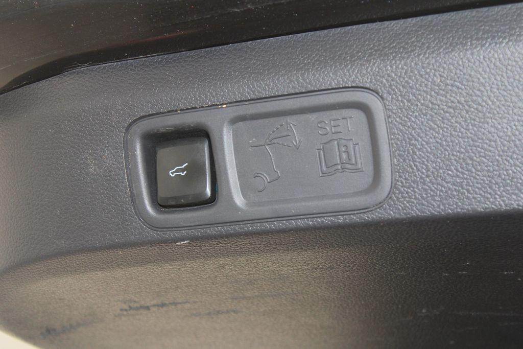 used 2023 Ford Expedition car, priced at $36,858