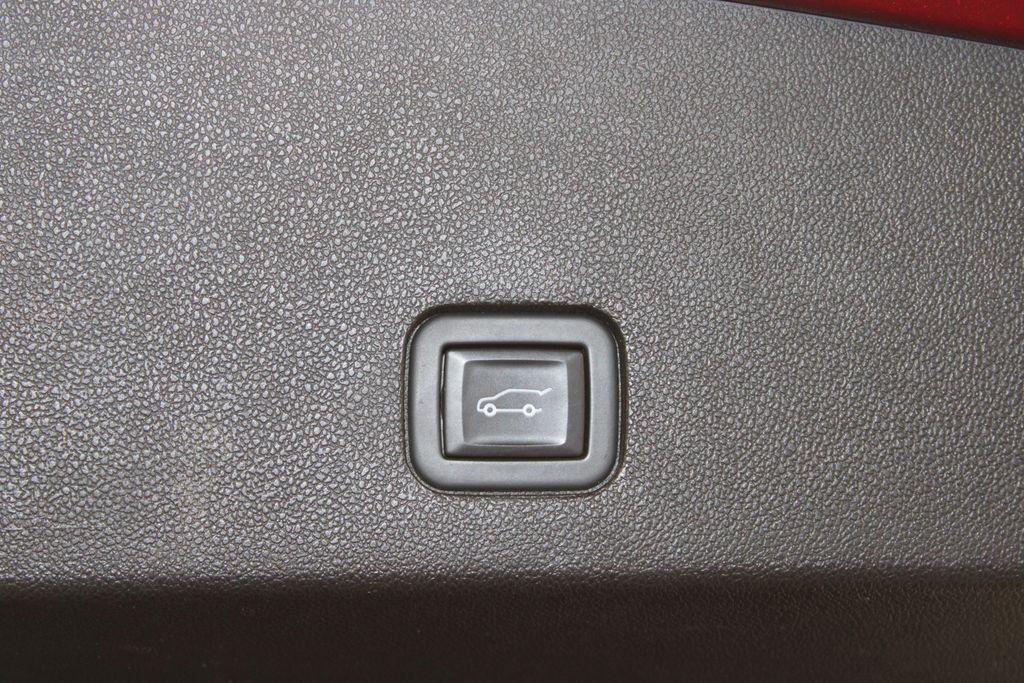 used 2021 Cadillac XT6 car, priced at $27,000