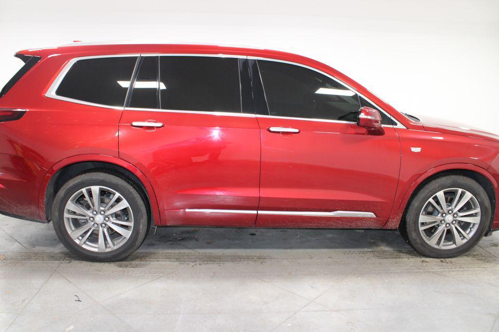 used 2021 Cadillac XT6 car, priced at $27,000
