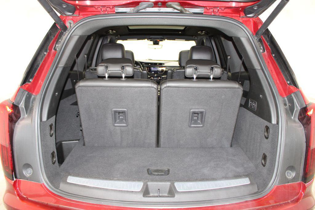 used 2021 Cadillac XT6 car, priced at $27,000