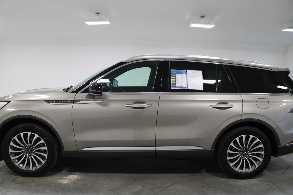 used 2021 Lincoln Aviator car, priced at $28,398