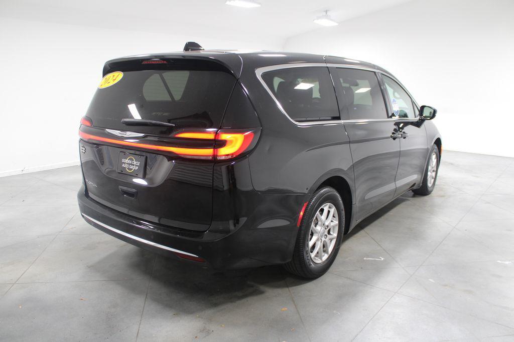 used 2024 Chrysler Pacifica car, priced at $26,378