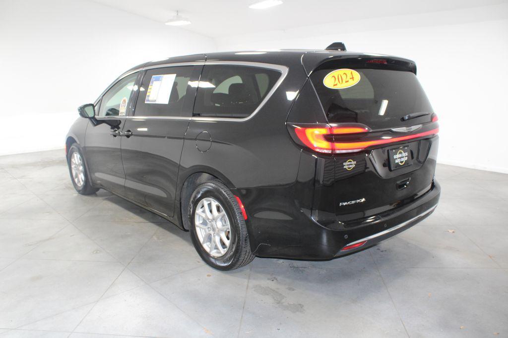 used 2024 Chrysler Pacifica car, priced at $26,378