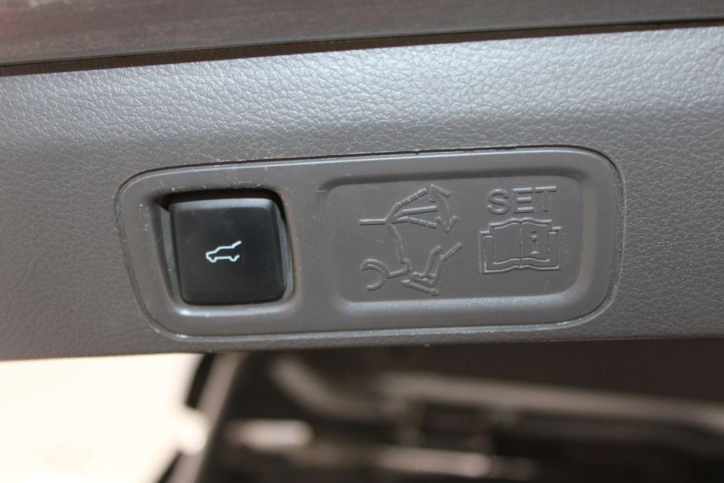 used 2020 Ford Expedition car, priced at $24,998
