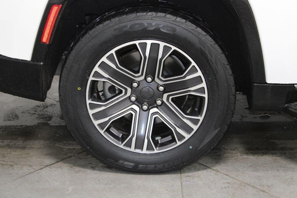 used 2024 Jeep Wagoneer car, priced at $44,000