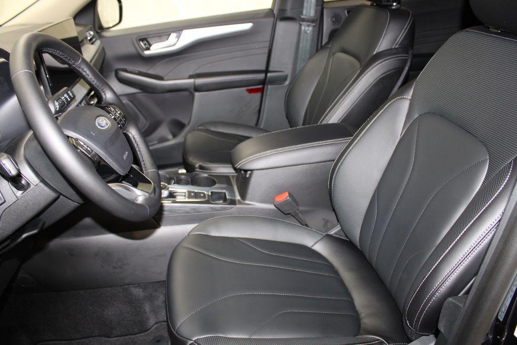 new 2025 Ford Escape PHEV car, priced at $31,898