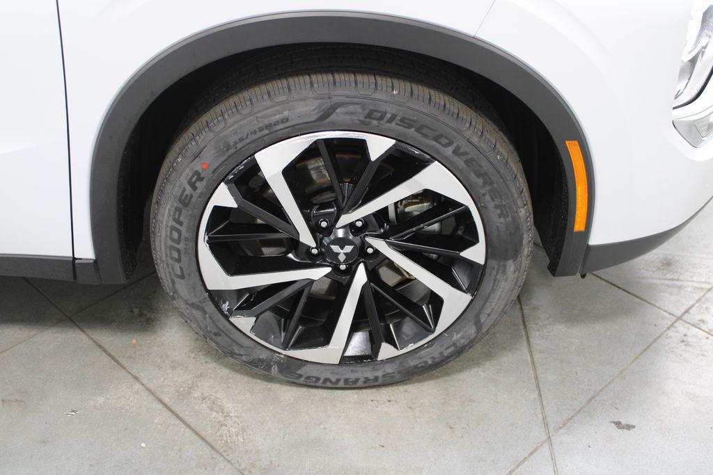 used 2024 Mitsubishi Outlander PHEV car, priced at $24,108