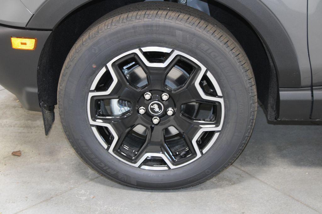 new 2025 Ford Bronco Sport car, priced at $35,747