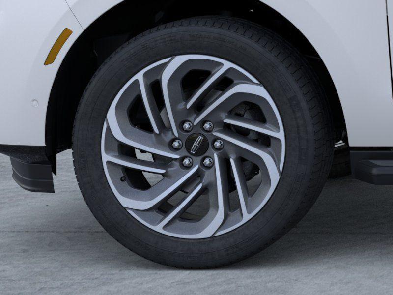 new 2026 Lincoln Navigator car, priced at $95,272