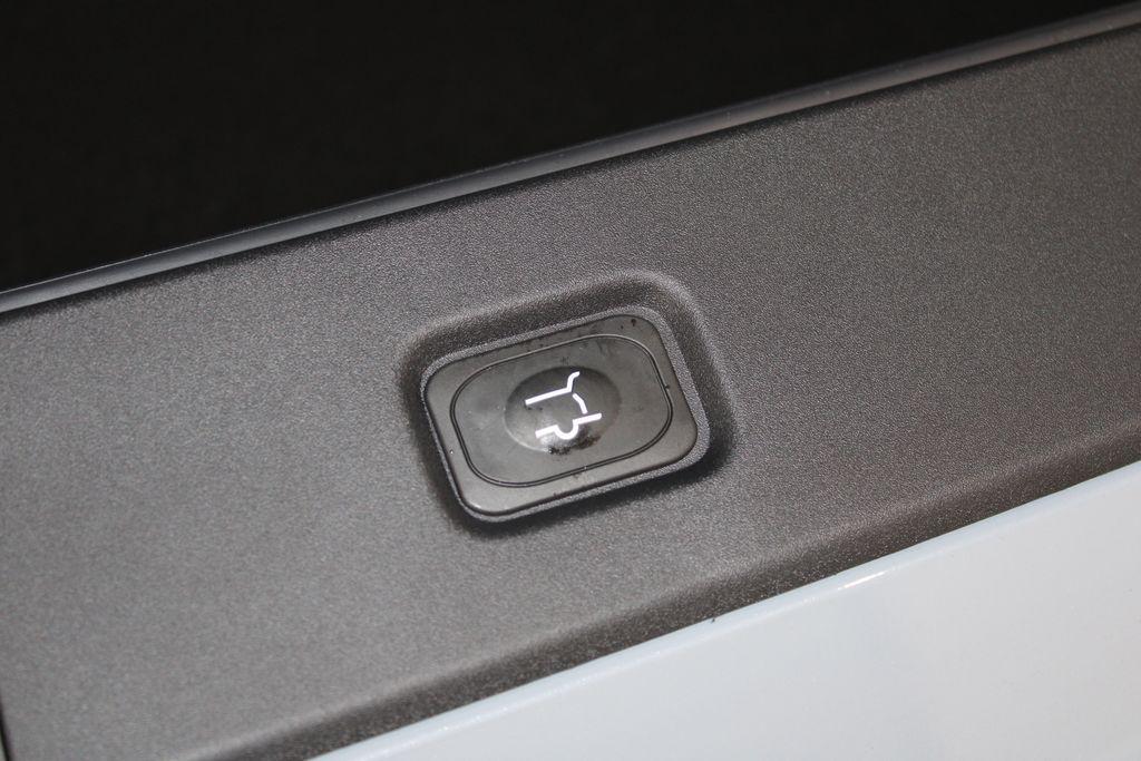 new 2025 Lincoln Navigator car, priced at $98,222