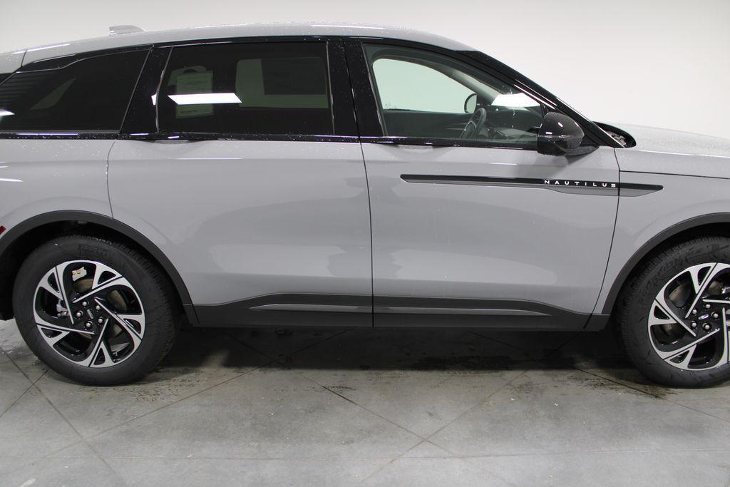 new 2026 Lincoln Nautilus car, priced at $64,492