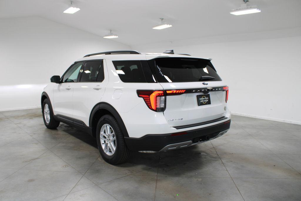 new 2026 Ford Explorer car, priced at $40,091