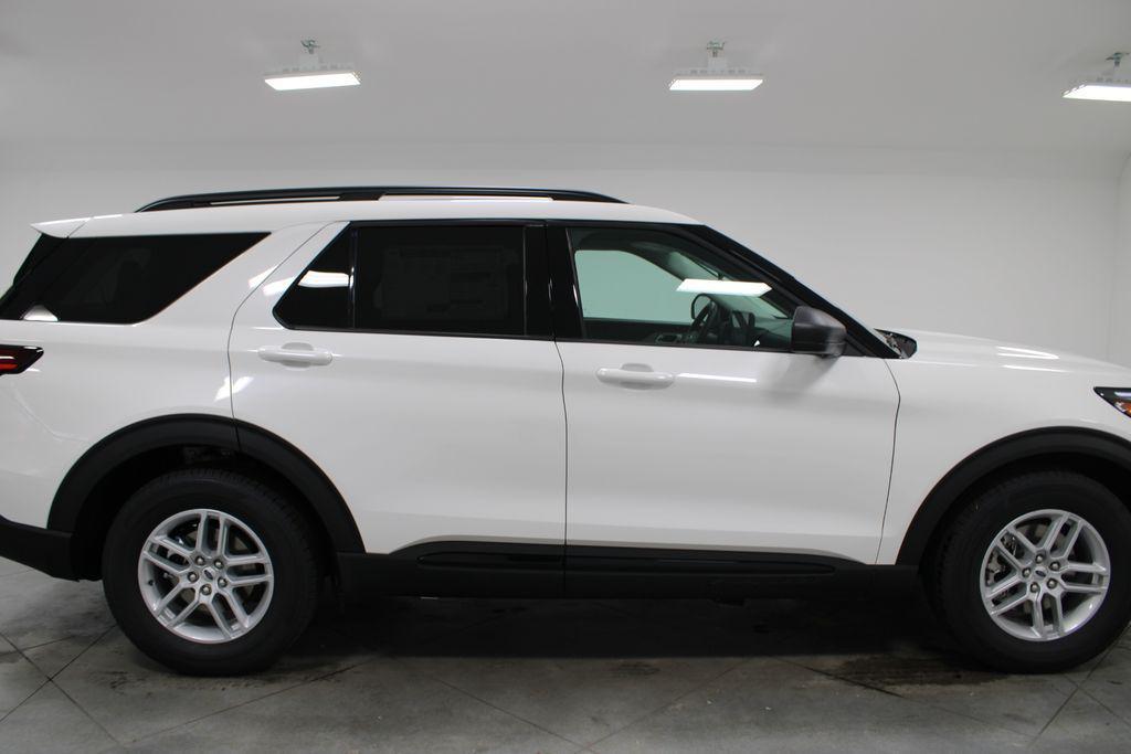 new 2026 Ford Explorer car, priced at $40,091