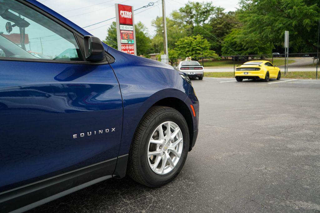 used 2022 Chevrolet Equinox car, priced at $19,568