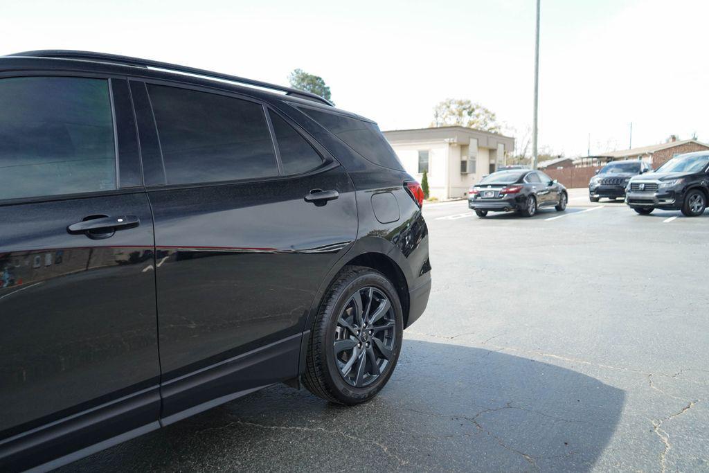 used 2024 Chevrolet Equinox car, priced at $22,804