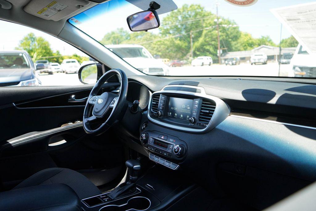 used 2020 Kia Sorento car, priced at $16,727