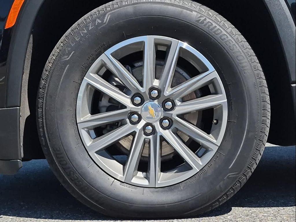 used 2022 Chevrolet Traverse car, priced at $29,799