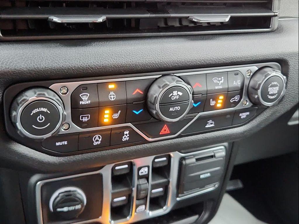 new 2026 Jeep Wrangler car, priced at $44,056