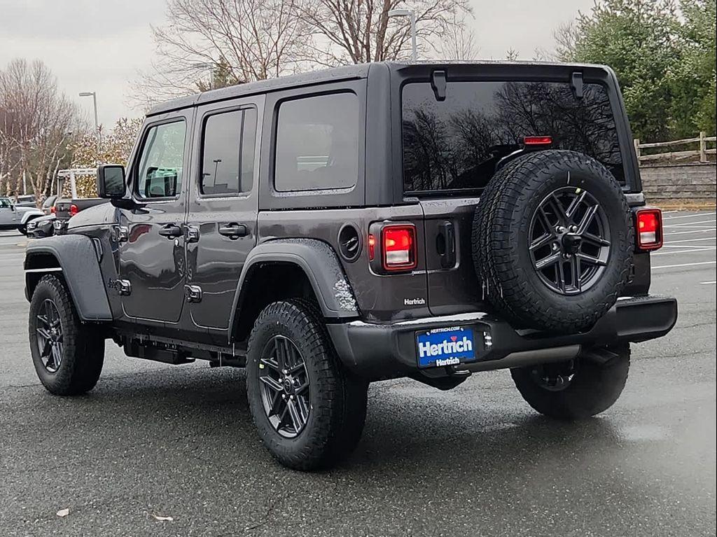new 2026 Jeep Wrangler car, priced at $44,185