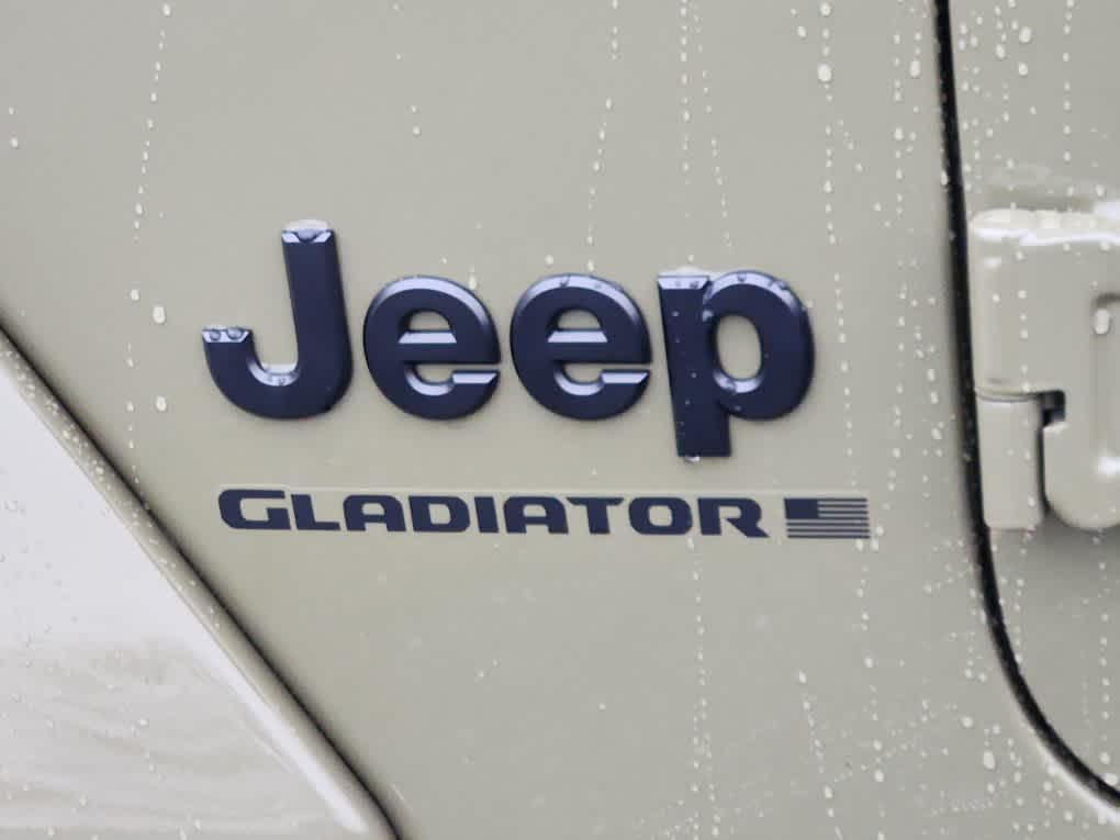 new 2026 Jeep Gladiator car, priced at $49,988