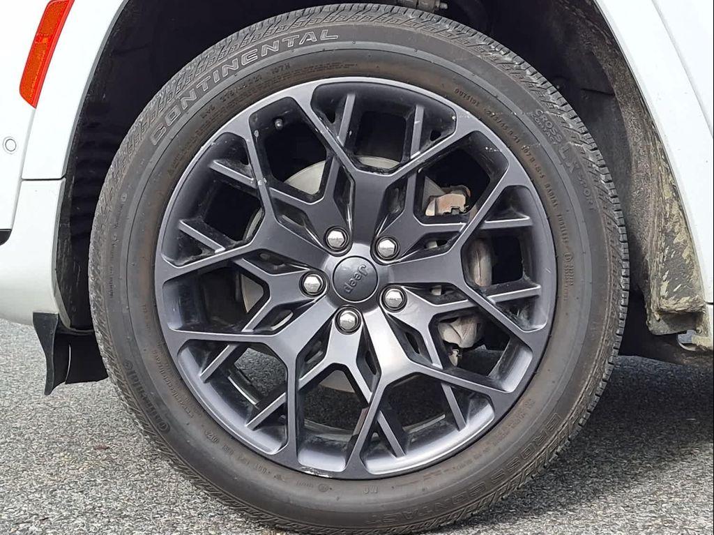 used 2023 Jeep Grand Cherokee L car, priced at $38,977