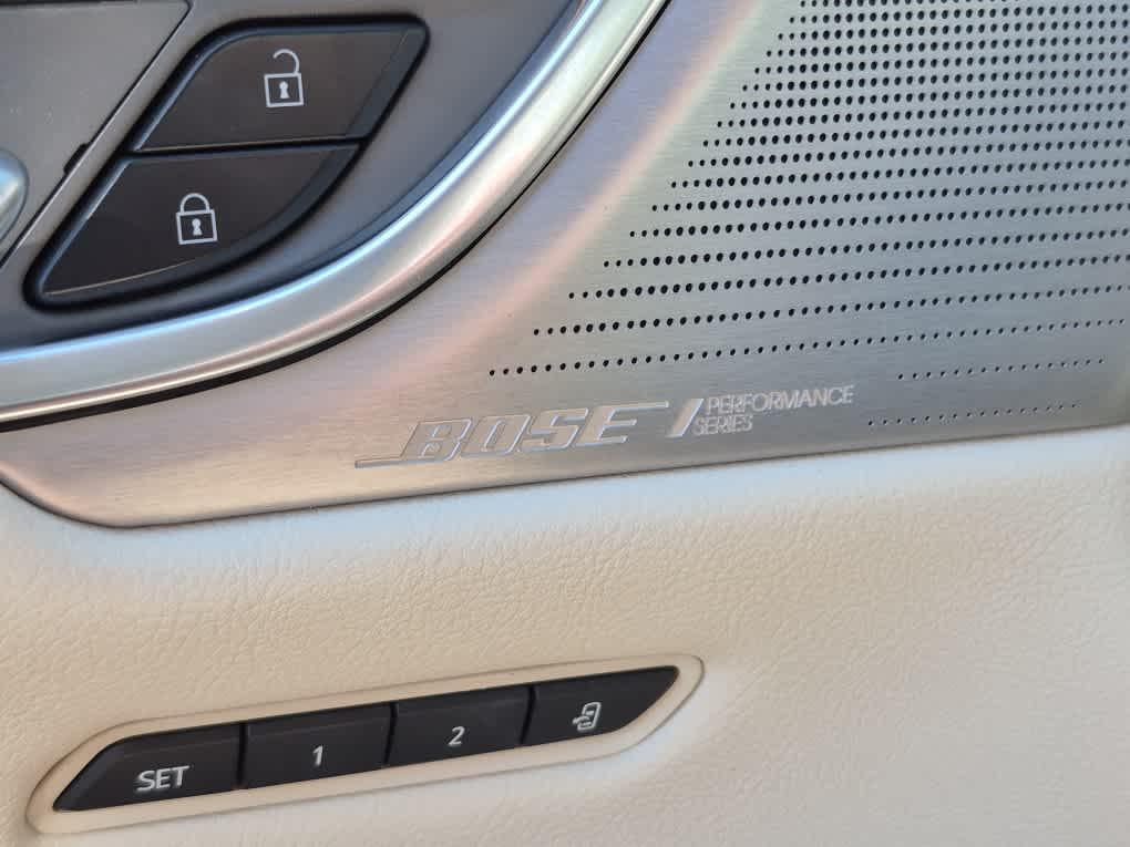 used 2020 Cadillac XT5 car, priced at $23,999