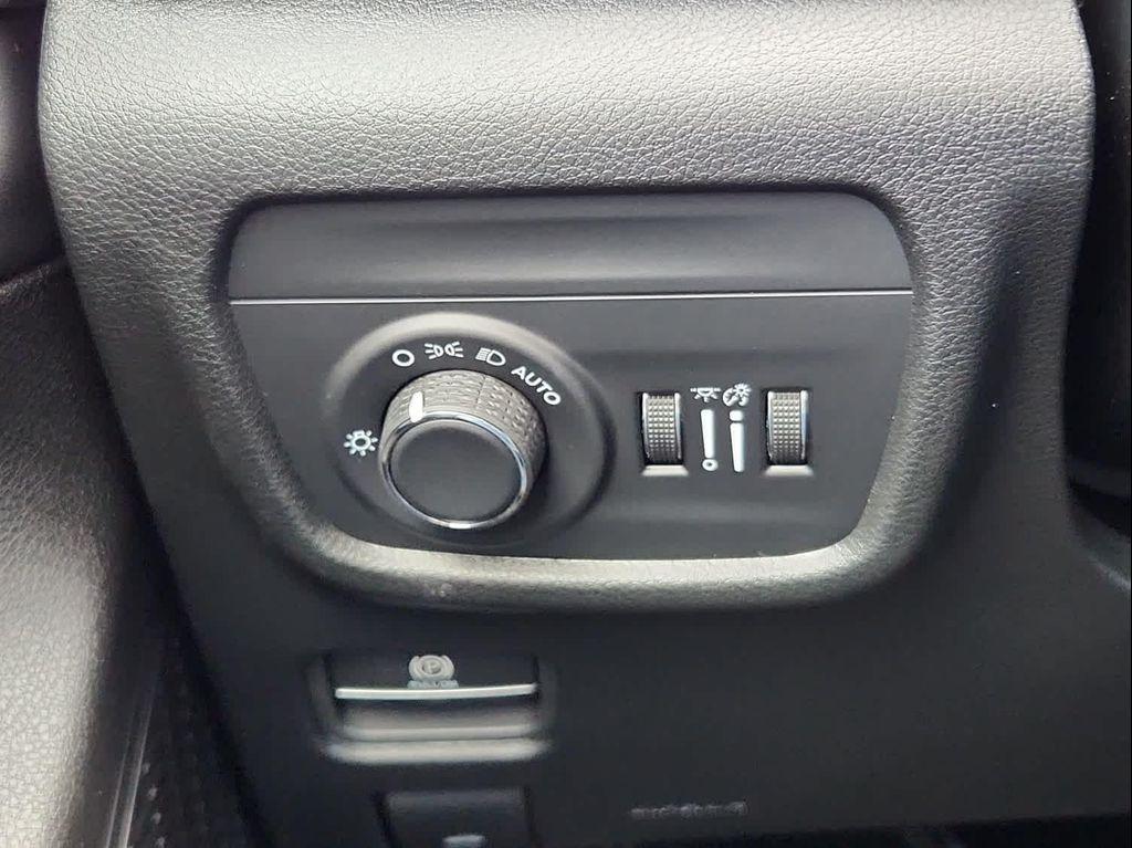 new 2025 Jeep Grand Cherokee L car, priced at $48,483