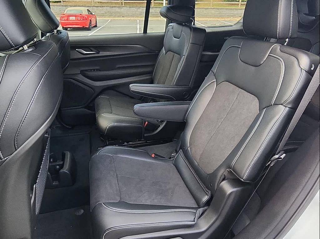 new 2025 Jeep Grand Cherokee L car, priced at $48,483