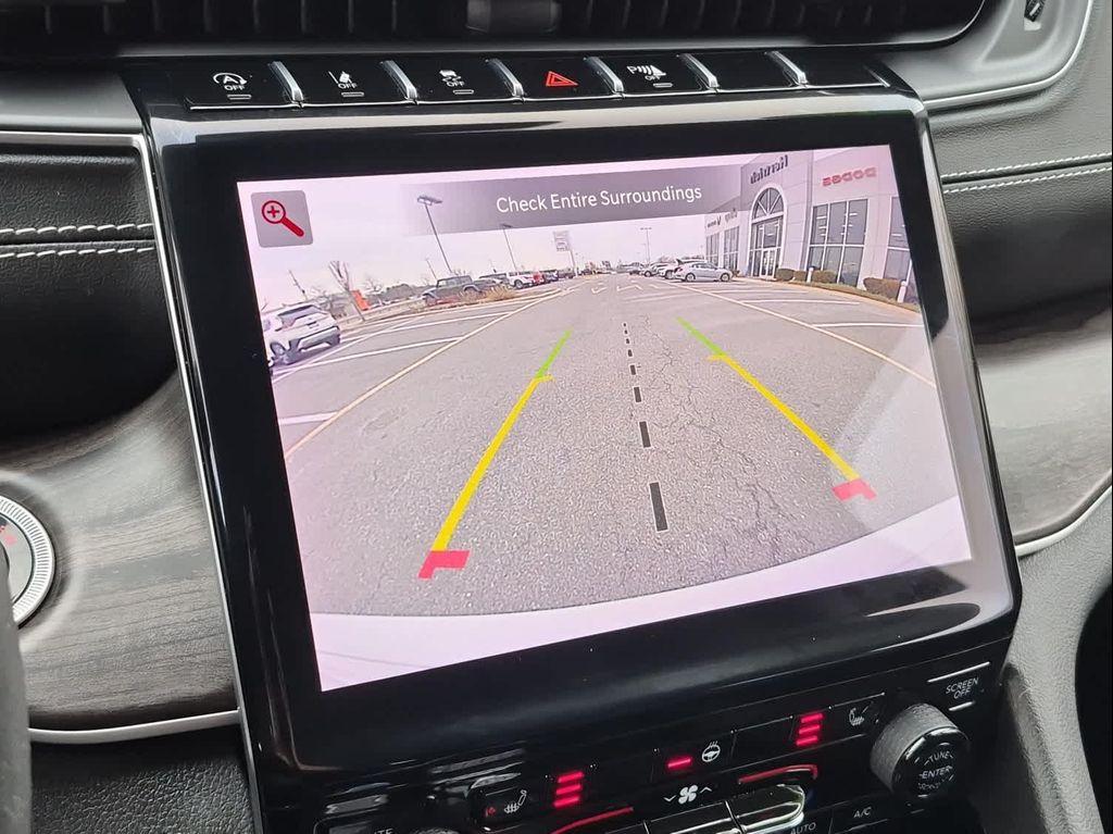 used 2023 Jeep Grand Cherokee car, priced at $34,299