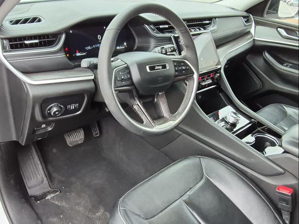 used 2023 Jeep Grand Cherokee car, priced at $34,299