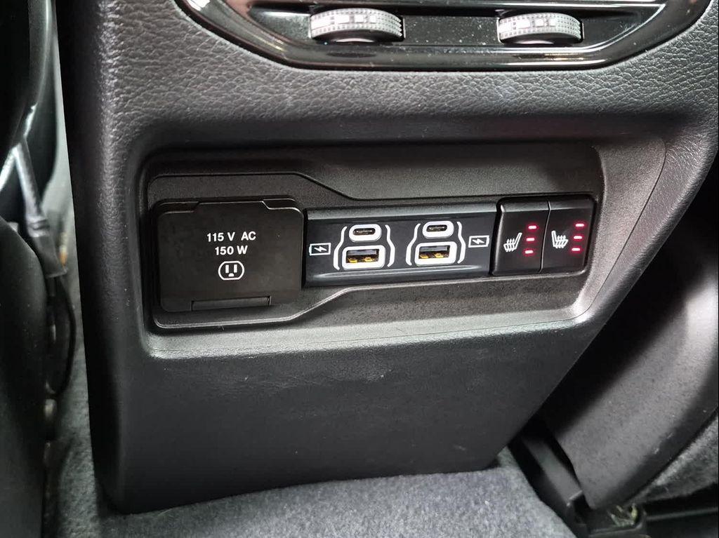 used 2023 Jeep Grand Cherokee car, priced at $34,299