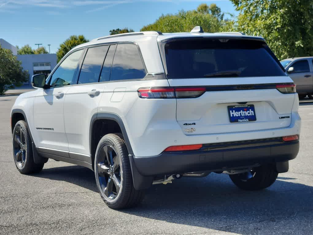 new 2025 Jeep Grand Cherokee car, priced at $50,977