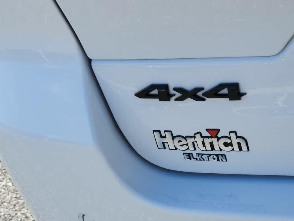 new 2025 Jeep Grand Cherokee car, priced at $50,977