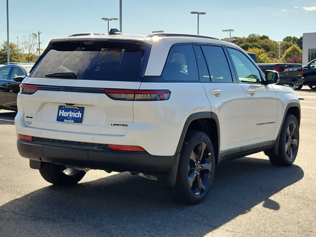 new 2025 Jeep Grand Cherokee car, priced at $50,977