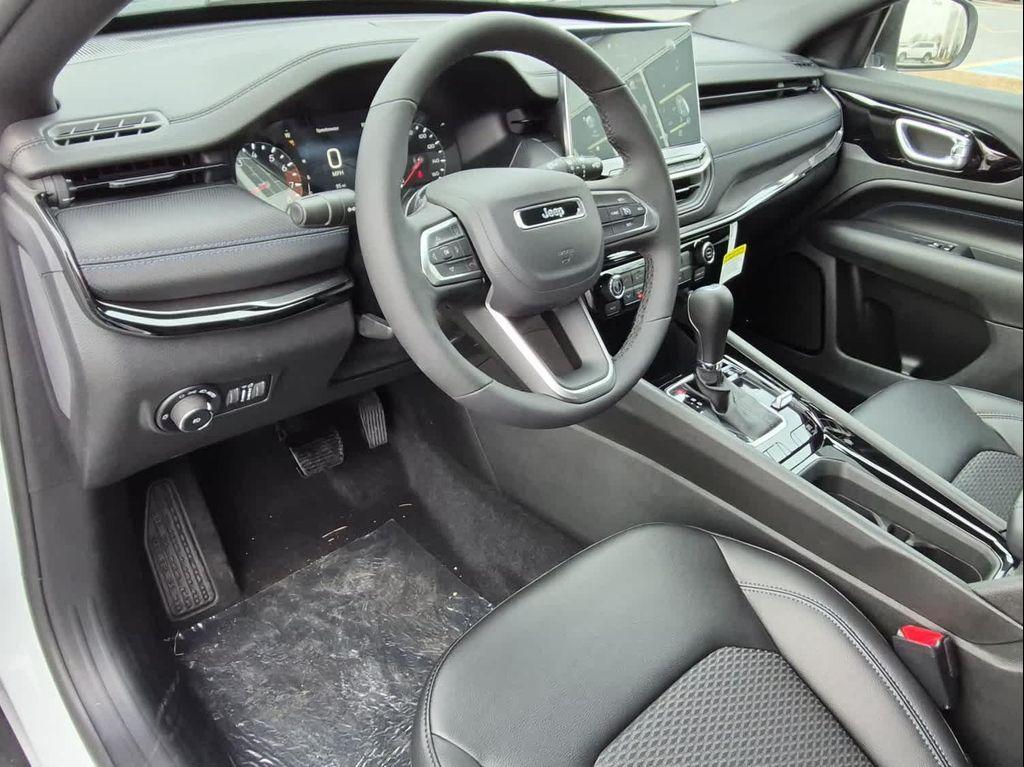 new 2026 Jeep Compass car, priced at $32,588