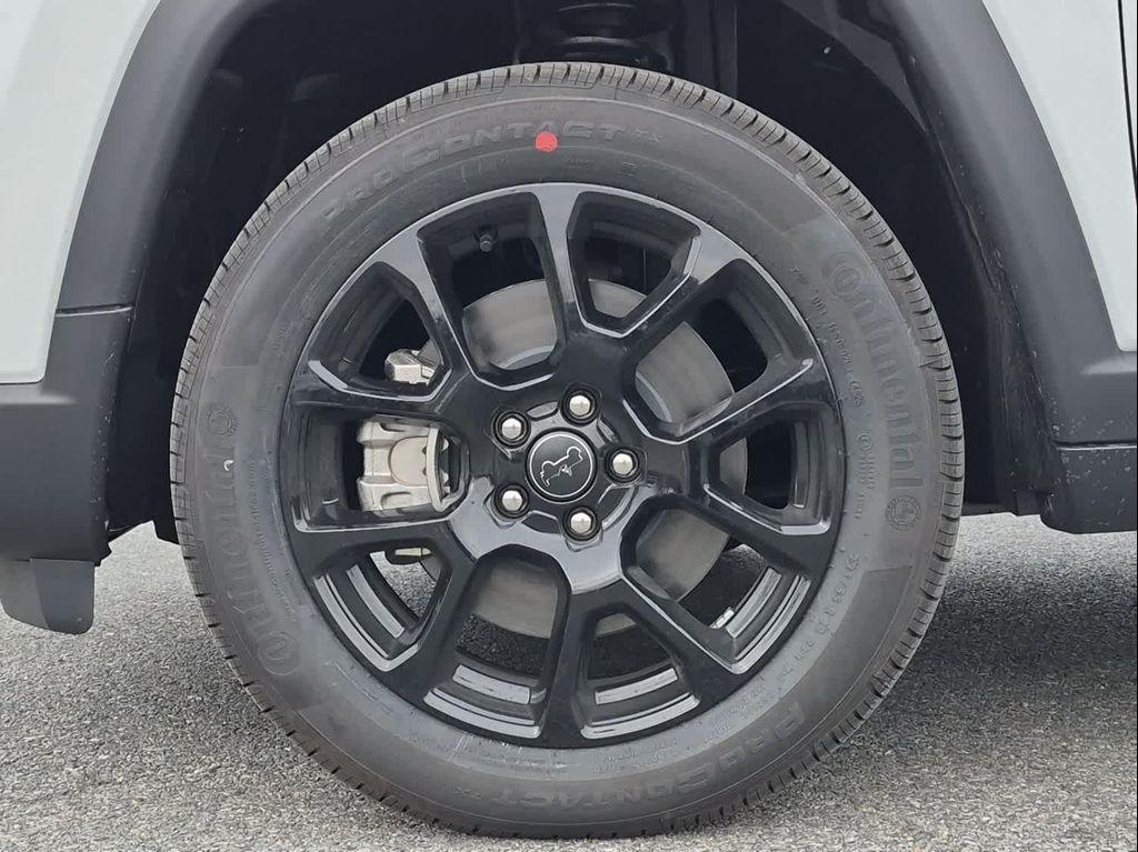 new 2026 Jeep Compass car, priced at $32,588