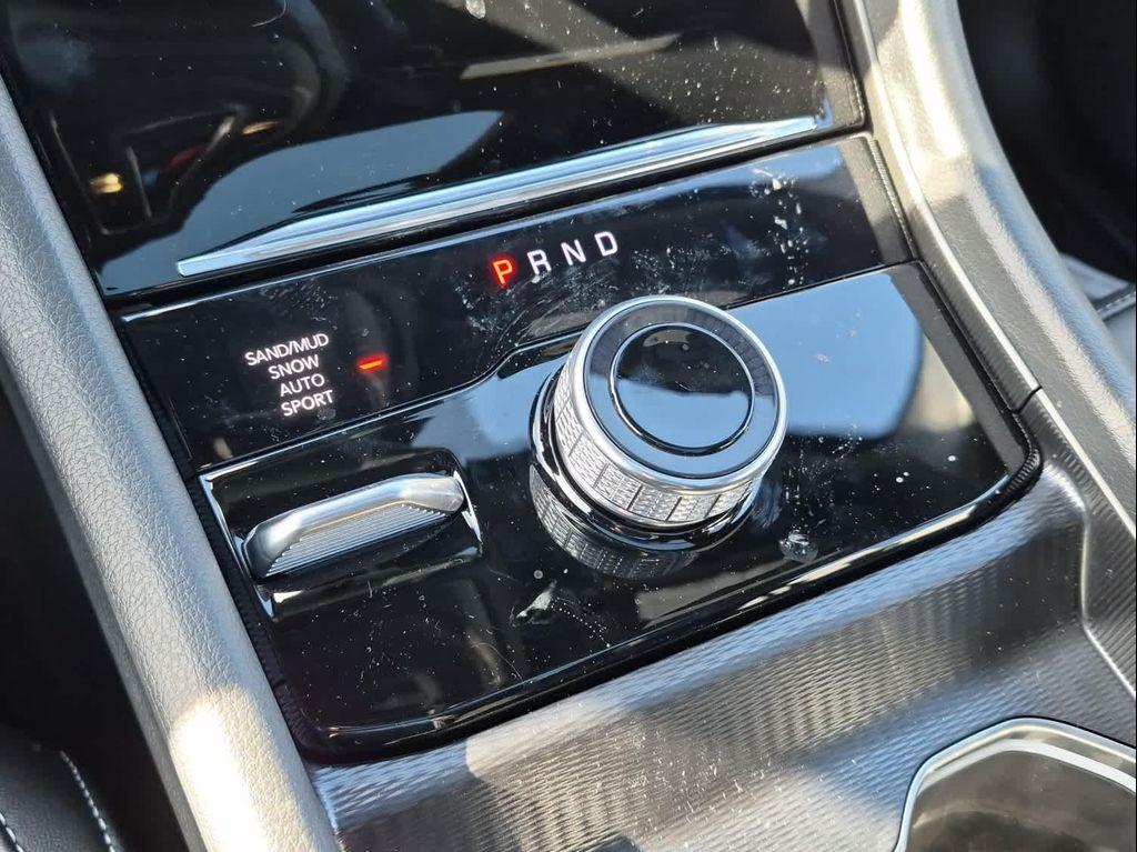 new 2026 Jeep Grand Cherokee car, priced at $48,389