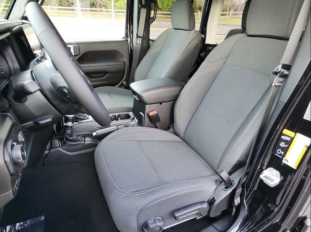 new 2026 Jeep Wrangler car, priced at $44,021