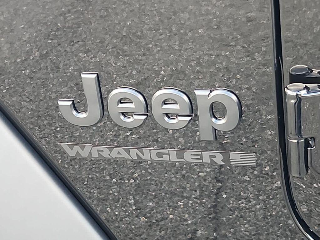 new 2026 Jeep Wrangler car, priced at $44,021